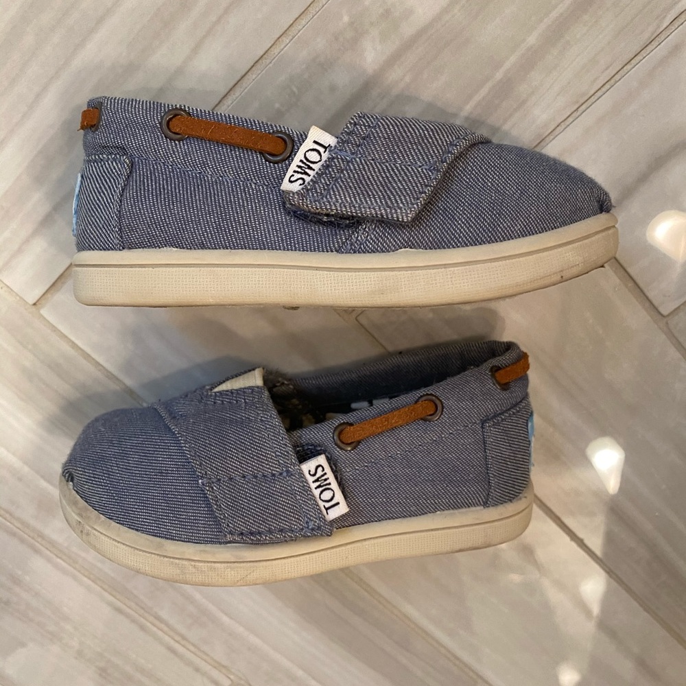 Tom’s Classics Chambray